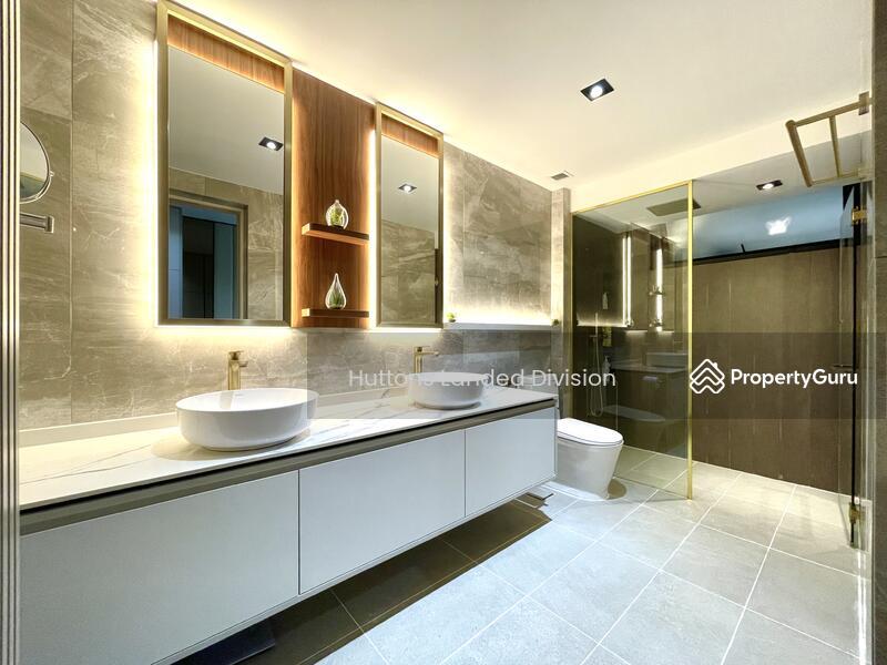 Luxurious Renovated 2.5 Sty Terrace within 1km Tao Nan