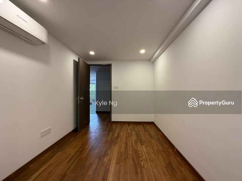  D20 Brand New 4 Level Inter-Terrace