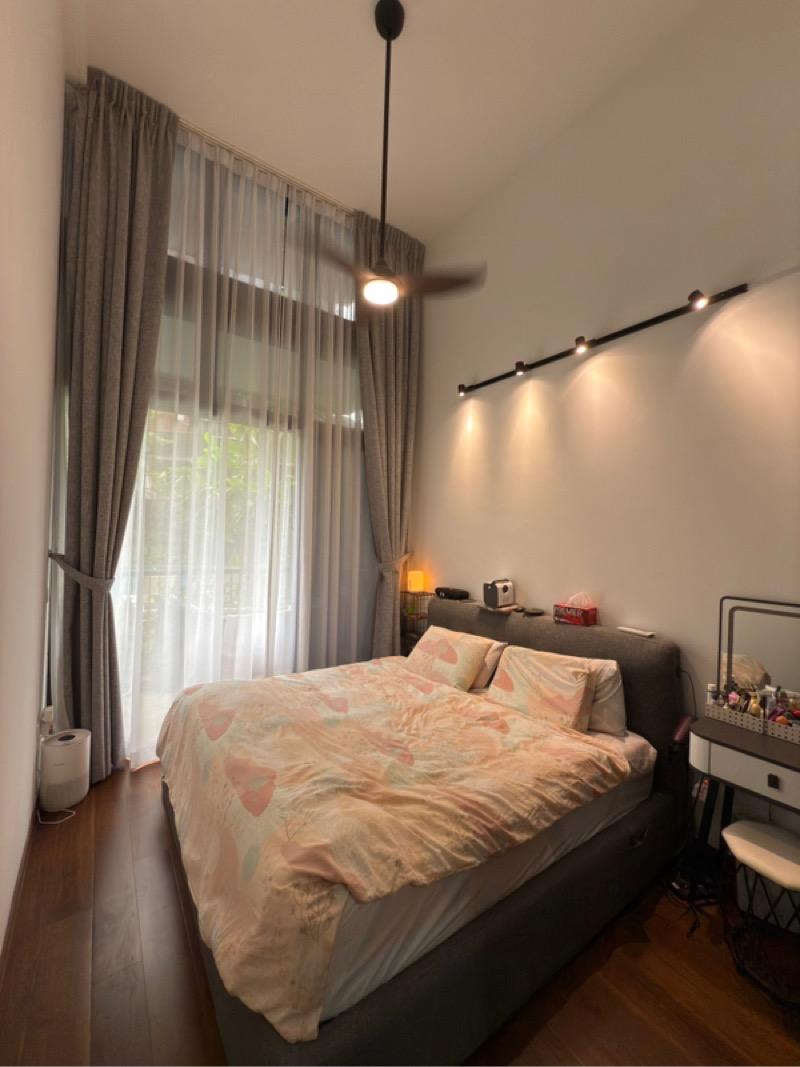 Daintree Residence Condominium For Sale, $1,500,000, 2 Bed 2 Bath 753 sqft $1,992.00 psf