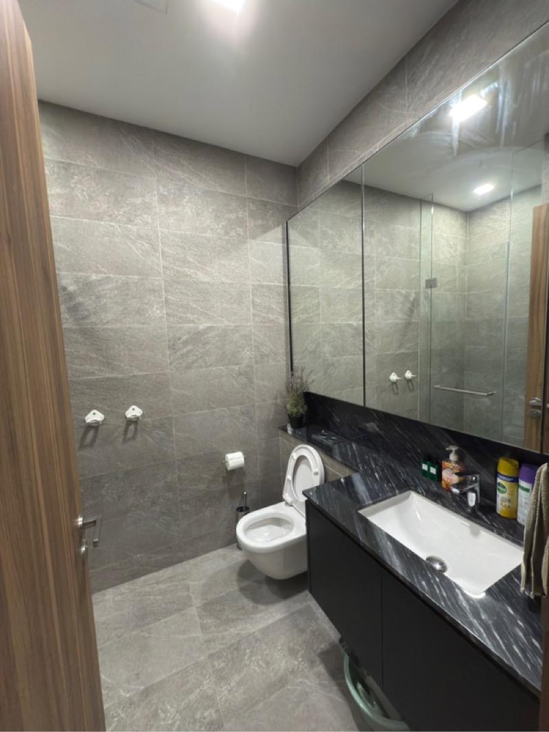 Daintree Residence Condominium For Sale, $1,500,000, 2 Bed 2 Bath 753 sqft $1,992.00 psf