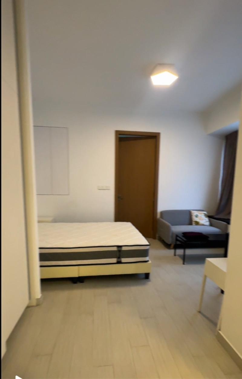Prop-GPT: Condominium: D01 Cecil V on Shenton
