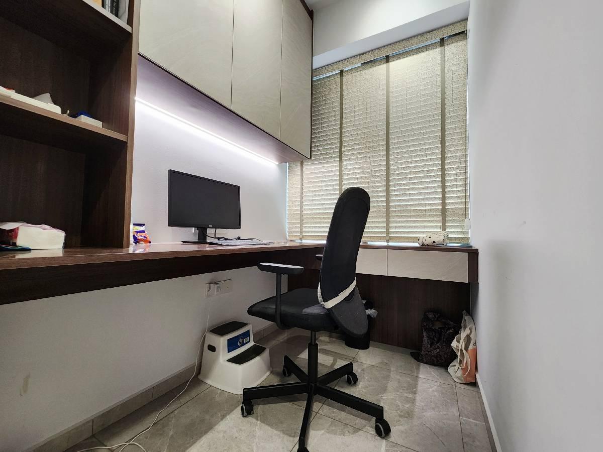 Stirling Residences Condominium For Sale, $1,799,999, 3 Bed 2 Bath 764 sqft $2,356.00 psf