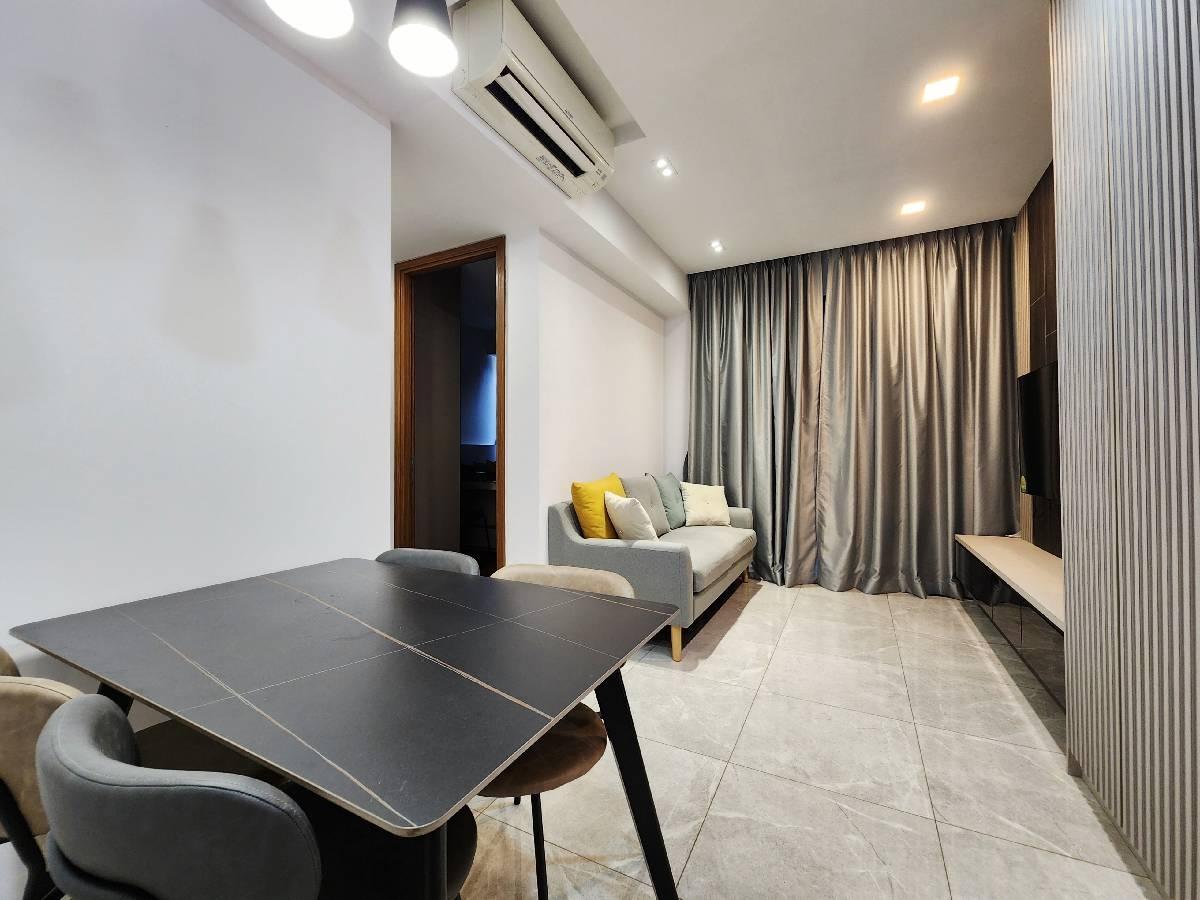 Stirling Residences Condominium For Sale, $1,799,999, 3 Bed 2 Bath 764 sqft $2,356.00 psf