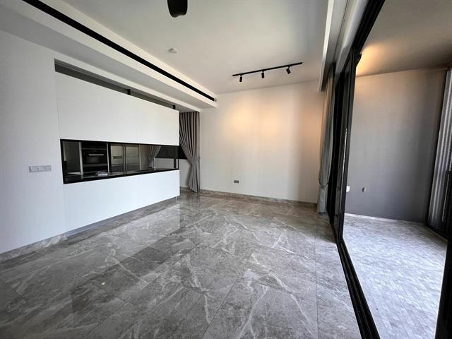 Condominium for Sale: D09, 237963