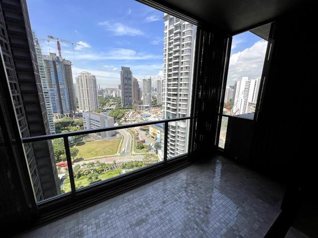 Condominium for Sale: D09, 237963