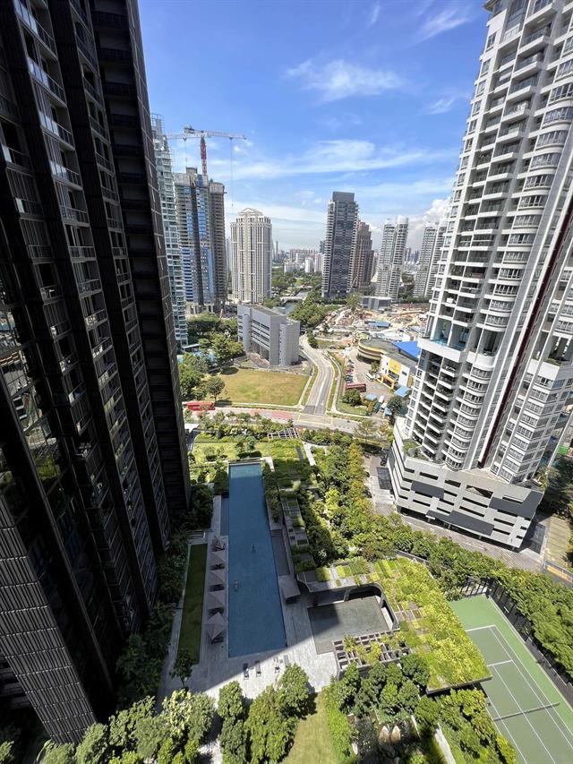 Condominium for Sale: D09, 237963