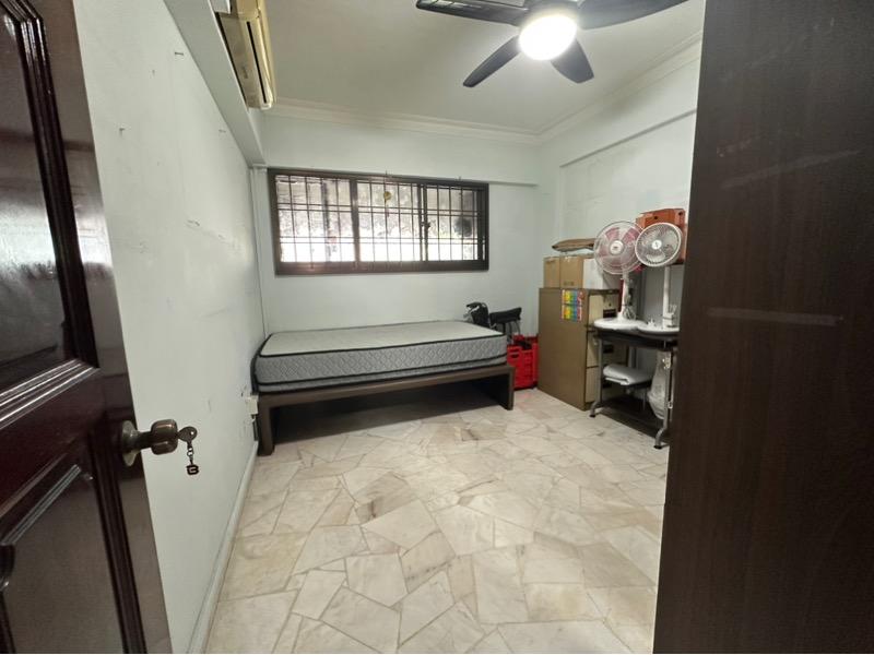 203 Tampines Street 21 HDB Apartment For Sale, $470,000, 2 Bed 2 Bath 850 sqft $553.00 psf