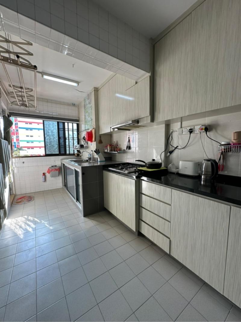 203 Tampines Street 21 HDB Apartment For Sale, $470,000, 2 Bed 2 Bath 850 sqft $553.00 psf