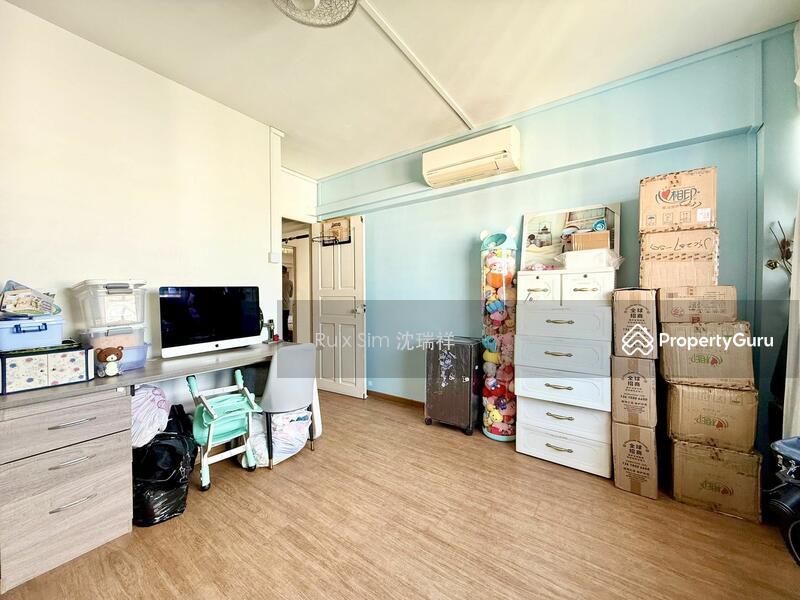 HDB Flat for Sale: Yishun, D27, 760757