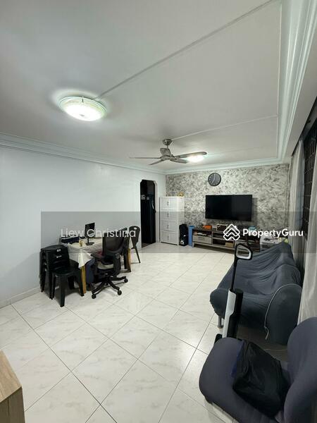 Prop-GPT: HDB Flat: D14  344 Ubi Avenue 1