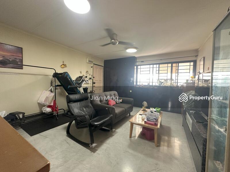 Prop-GPT: HDB Flat: D12  15 Saint George's Road