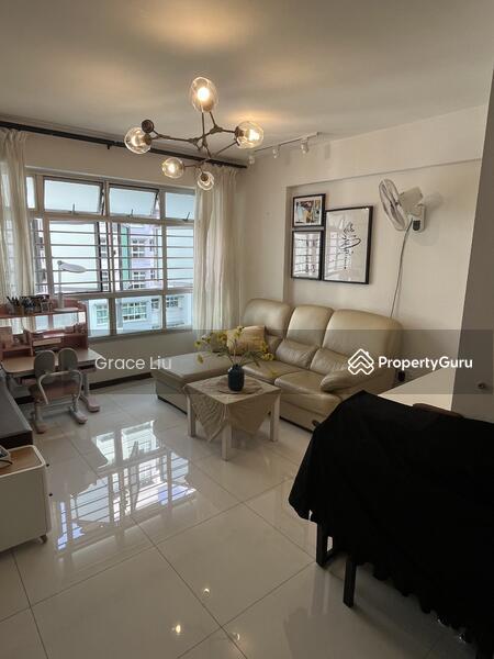 Prop-GPT: HDB Flat: D13  82B Circuit Road