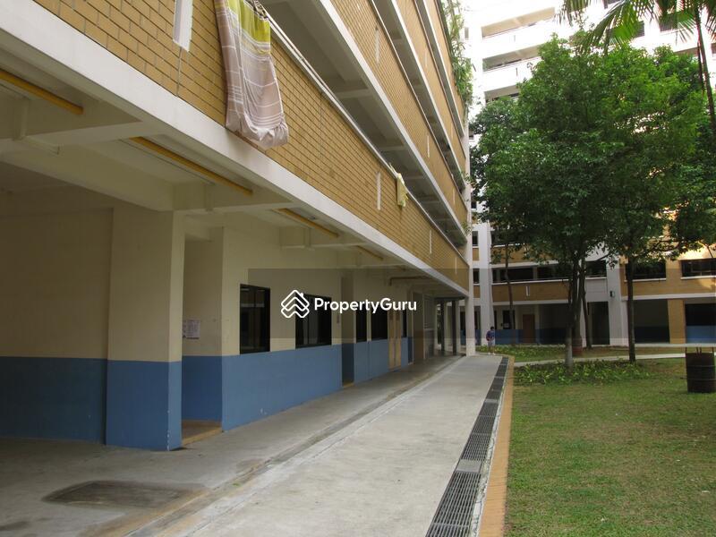 HDB Flat for Sale: D23, 670526