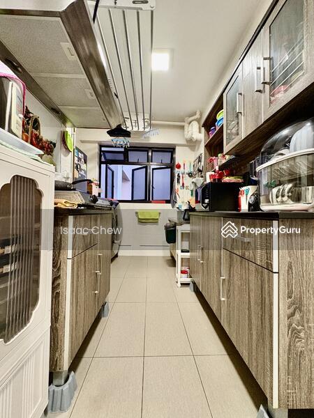 HDB Flat for Sale: Seletar, D28, 792457