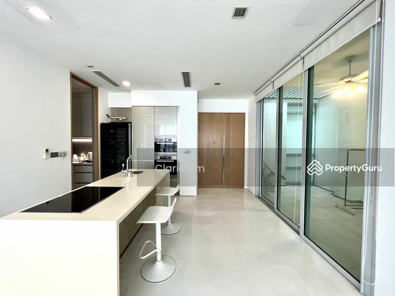 Apartment for Sale: Cairnhill, D09, 229746