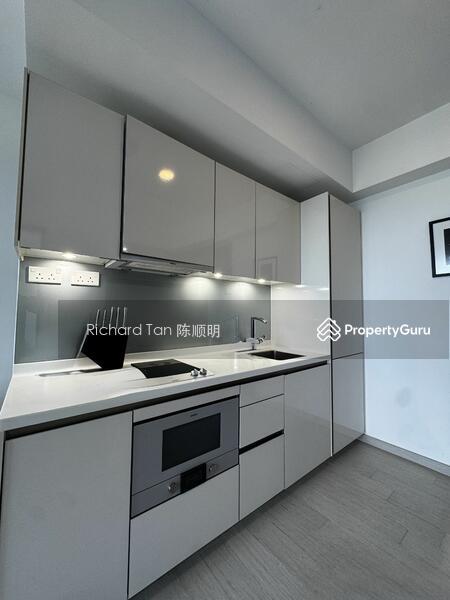 Prop-GPT: Condominium: D01 Cecil V on Shenton