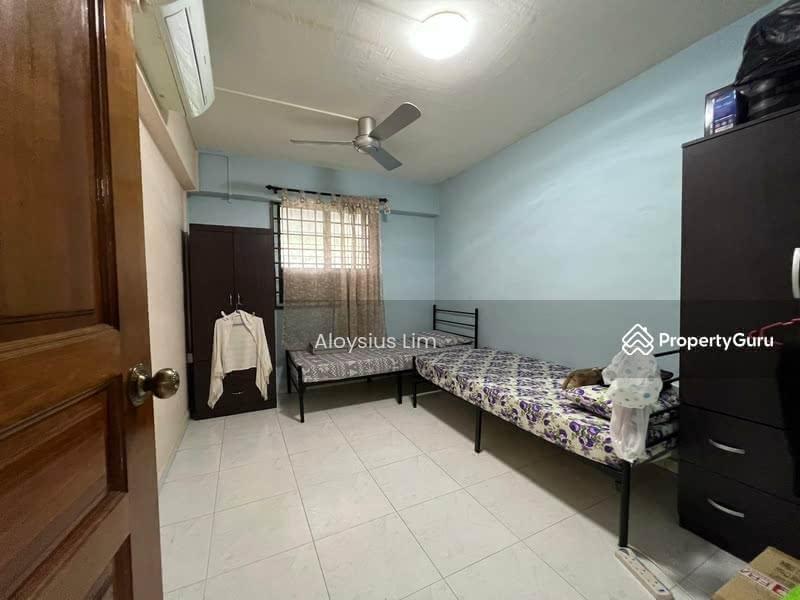 HDB Flat for Sale: D16, 460539