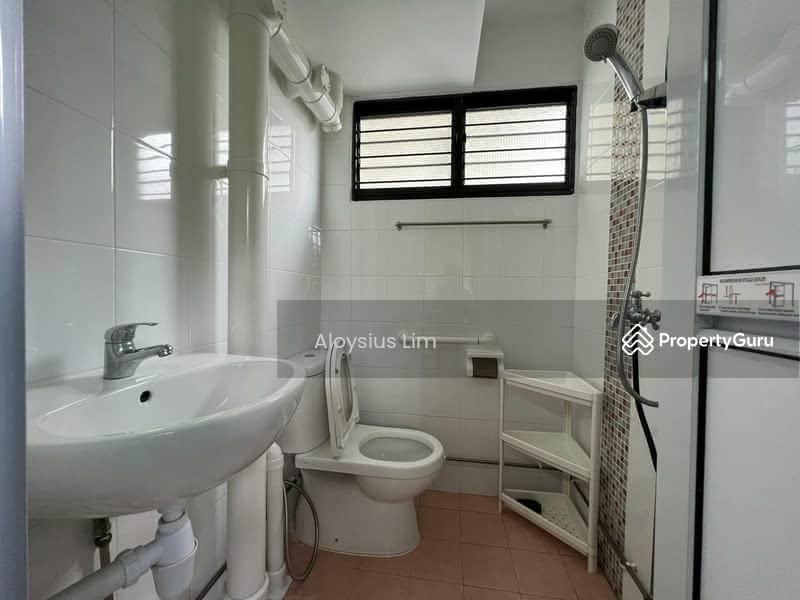HDB Flat for Sale: D16, 460539