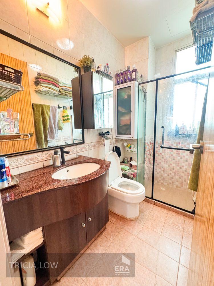 Rare Spacious Breezy Exclusive Patio Corner Unit