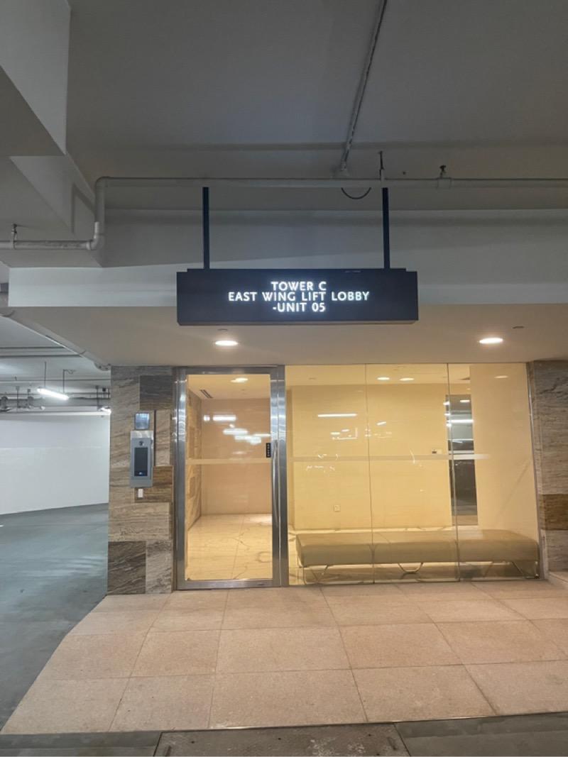 St. Regis Residences Singapore Apartment For Sale, $7,135,9995 Bath 2,594 sqft $2,751.00 psf