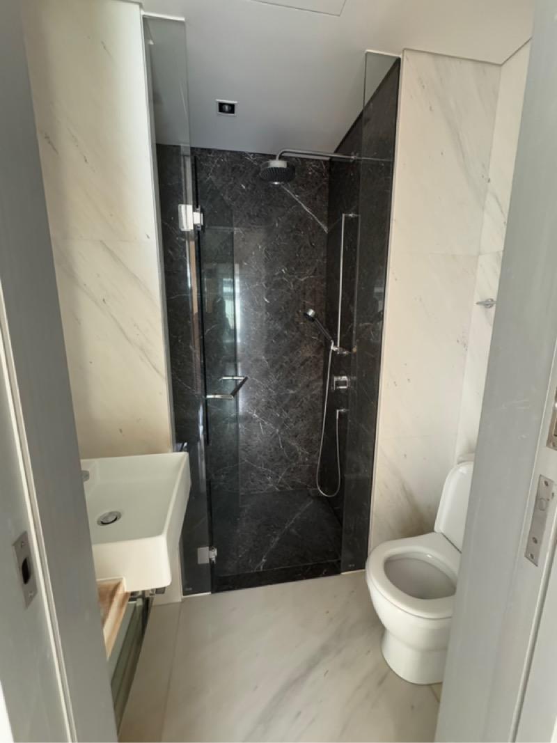 St. Regis Residences Singapore Apartment For Sale, $6,055,9994 Bath 2,155 sqft $2,810.00 psf