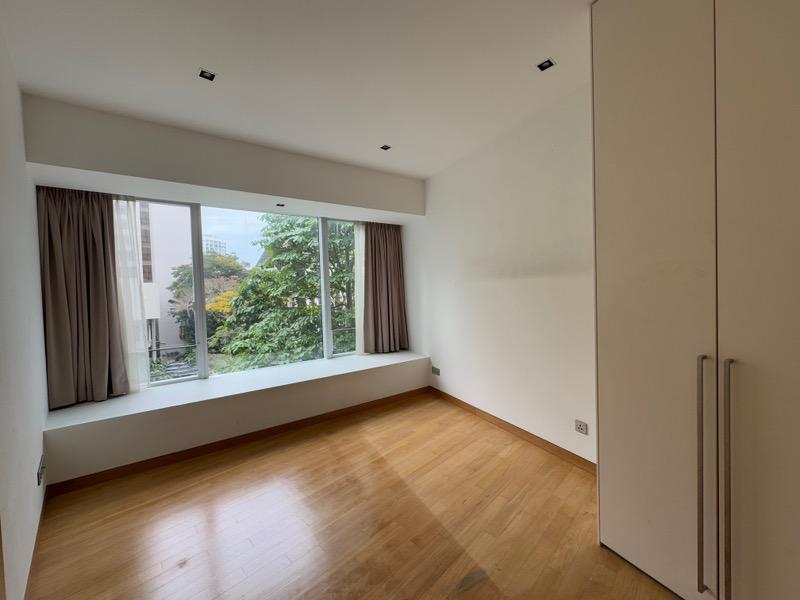 St. Regis Residences Singapore Apartment For Sale, $6,055,9994 Bath 2,155 sqft $2,810.00 psf