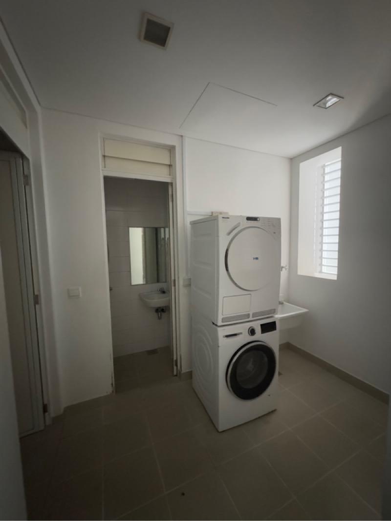 St. Regis Residences Singapore Apartment For Sale, $6,055,9994 Bath 2,155 sqft $2,810.00 psf