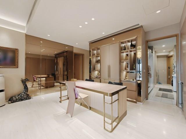 Condominium for Sale: D09, 238142