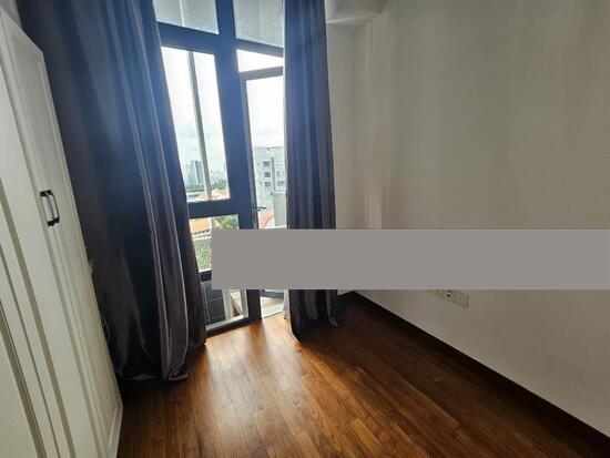 18 Woodsville Condominium For Sale, $920,000, 1 Bed 1 Bath 495 sqft $1,859.00 psf