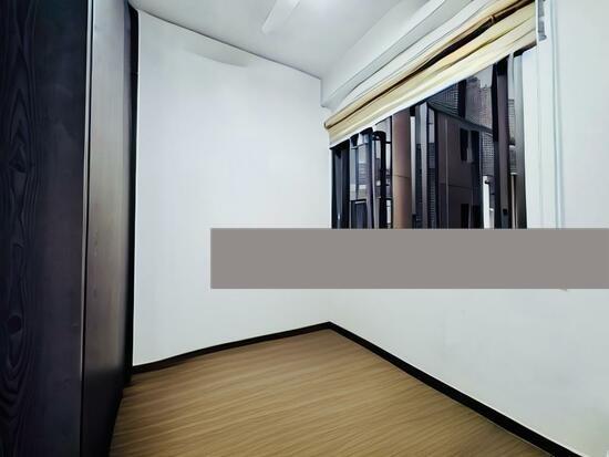 Condominium for Sale: D15, 439826