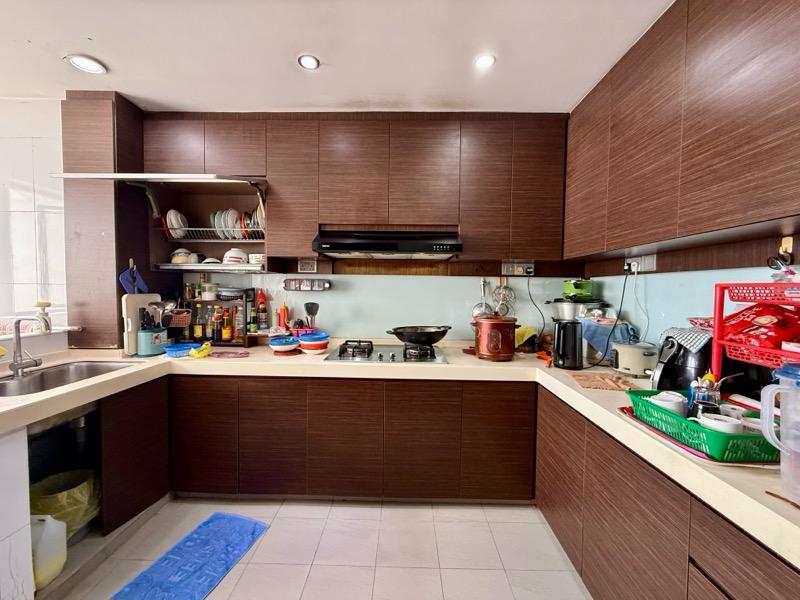 108 Jalan Rajah HDB Apartment For Sale, $1,280,000, 4 Bed 3 Bath 1,614 sqft $793.00 psf