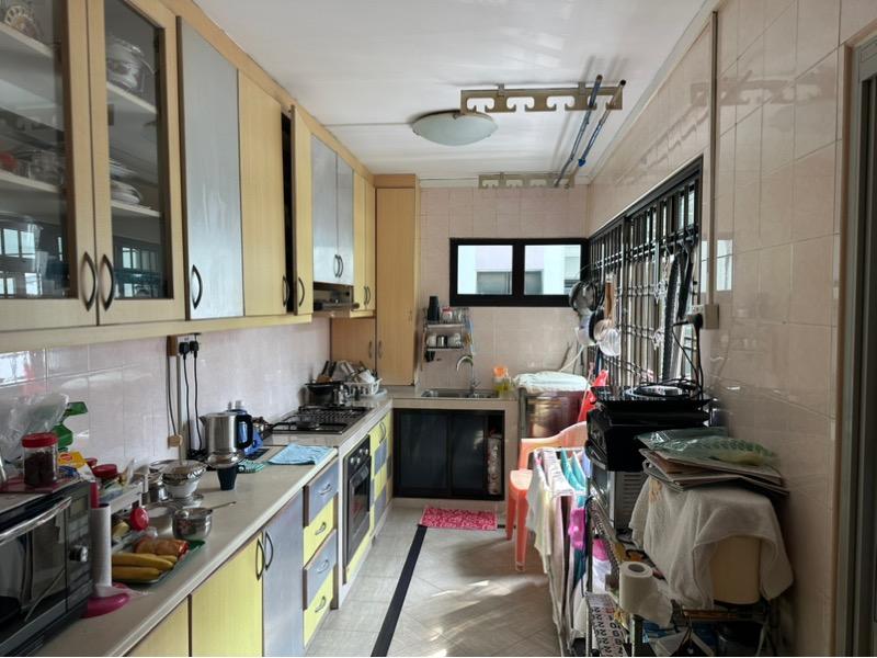 476 Sembawang Drive HDB Apartment For Sale, $600,000, 3 Bed 2 Bath 1,184 sqft $507.00 psf