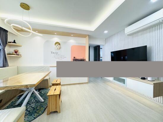 Prop-GPT: HDB Apartment: D18 Pasir Ris 411 Pasir Ris Drive 6
