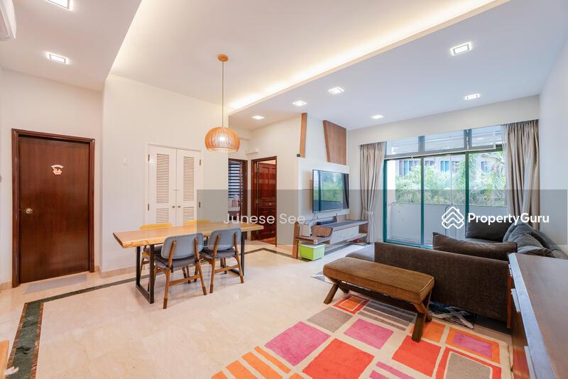 Prop-GPT: Condominium: D21  Hillview Green