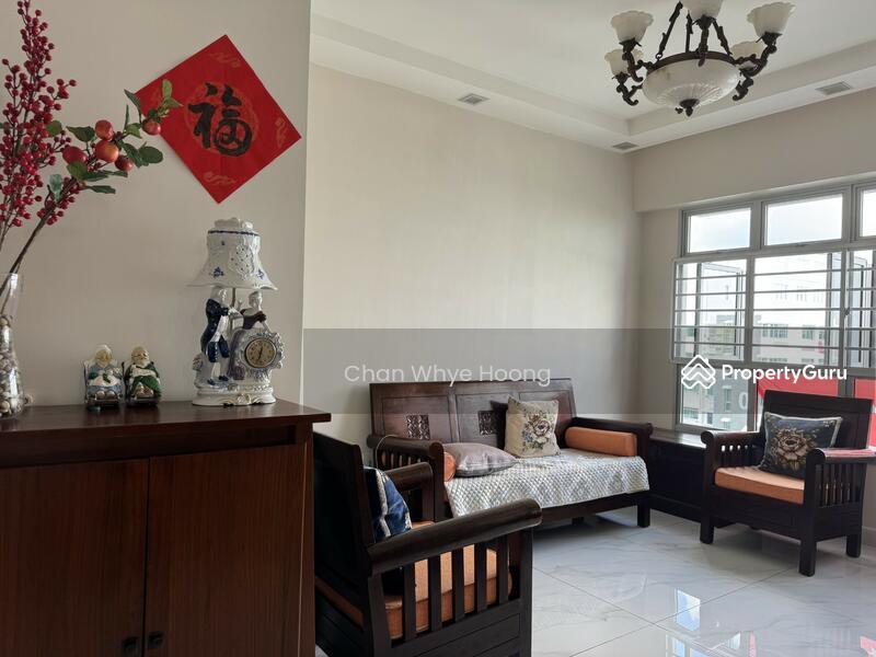 HDB Flat for Sale: Yishun, D27, 762671