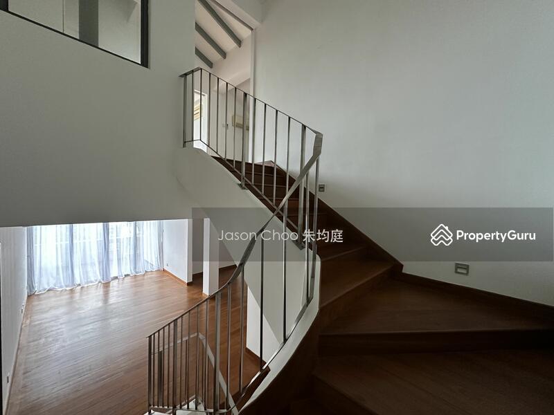 Semi-Detached for Sale: Holland, D10, 277062