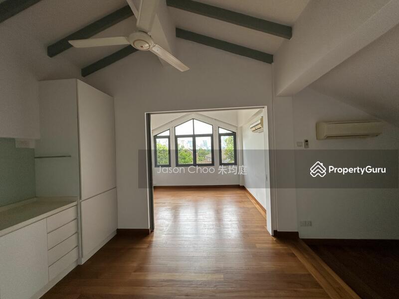 Semi-Detached for Sale: Holland, D10, 277062