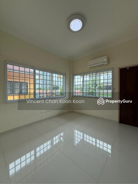 Prop-GPT: Walk-up Apartment: D15  TANJONG KATONG ROAD