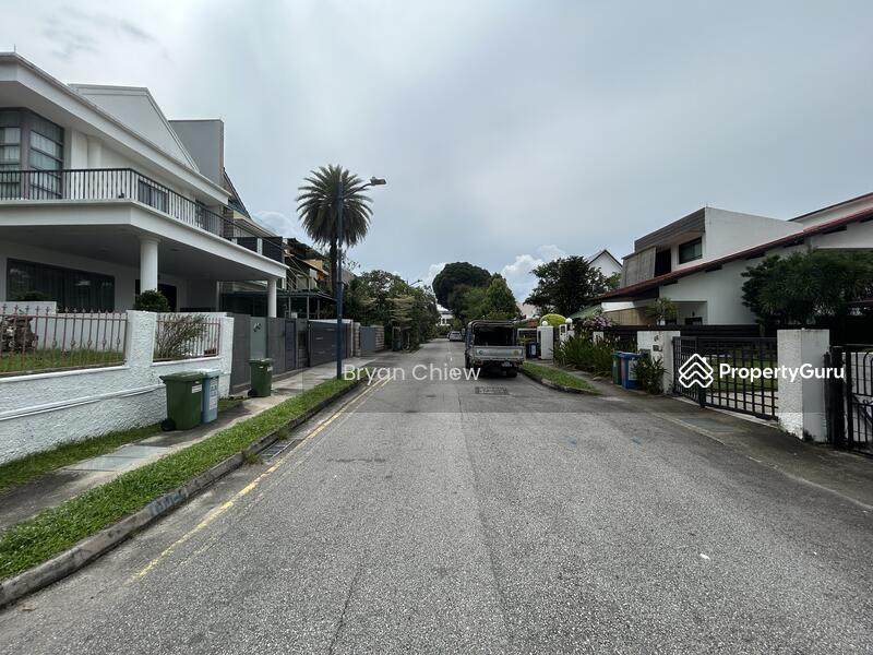 Prop-GPT: Detached: D19  Serangoon Garden Estate