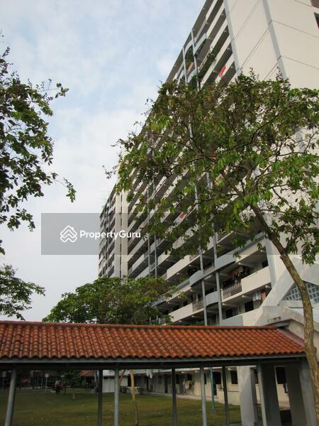 82 Commonwealth Close