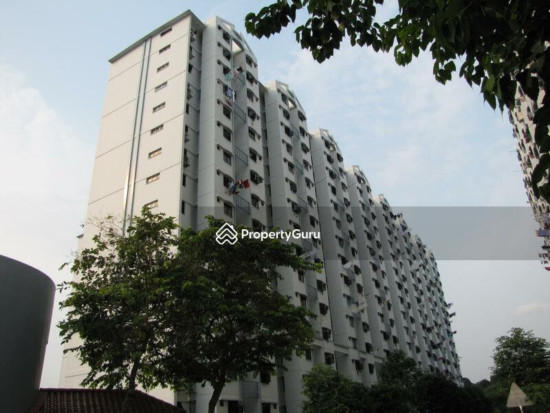 82 Commonwealth Close