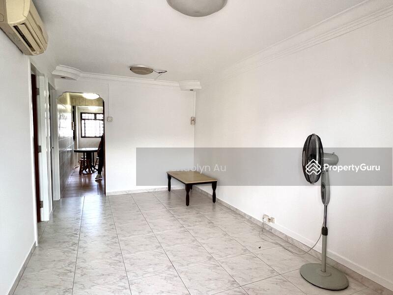 82 Commonwealth Close