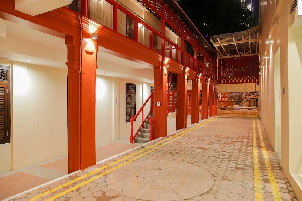 The Red House Apartment For Sale, $999,000, 1 Bed 1 Bath 732 sqft $1,365.00 psf