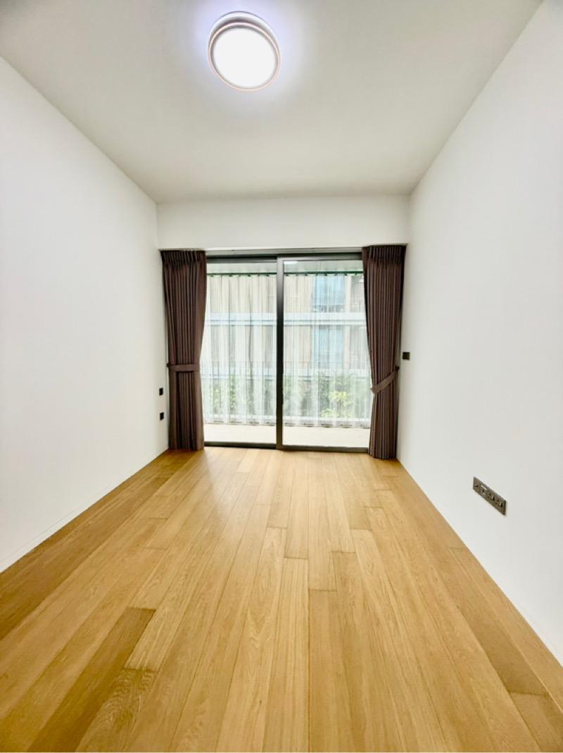 Condominium for Sale: D04, 097991