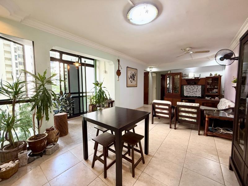 Prop-GPT: HDB Apartment: D19  108 Rivervale Walk