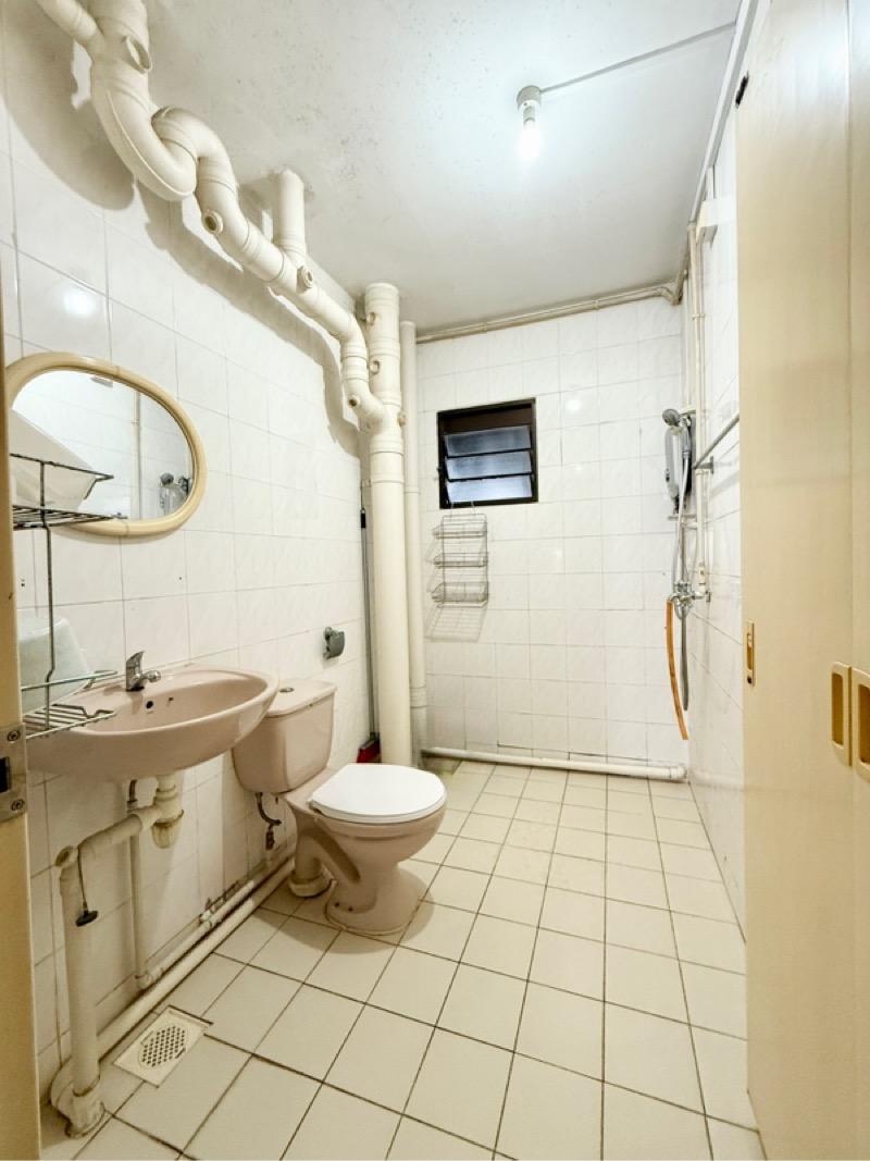 108 Rivervale Walk HDB Apartment For Sale, $600,000, 3 Bed 2 Bath 1,076 sqft $558.00 psf