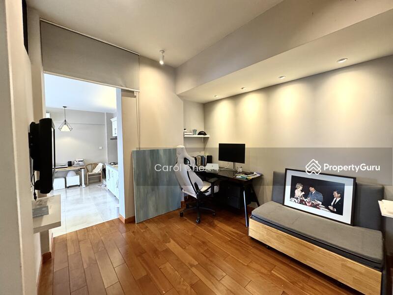 Riverwalk Apartments