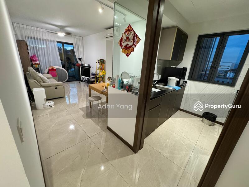 Prop-GPT: Condominium: D05  Normanton Park