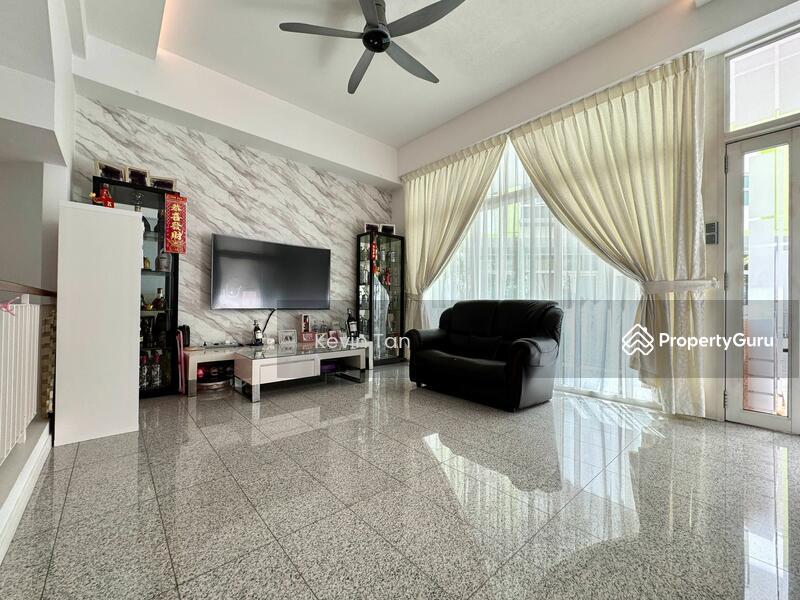 Cluster House for Sale: Yishun, D27, 768457