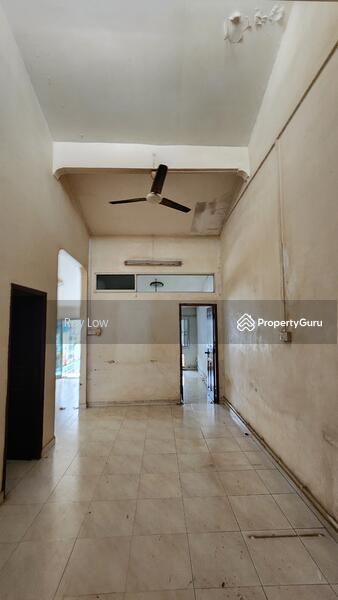 D20 Freehold 2380sfINTER-TERRACE LANDED FOR REBUILDUpper Thomson MRT lentor angmokio mayflower